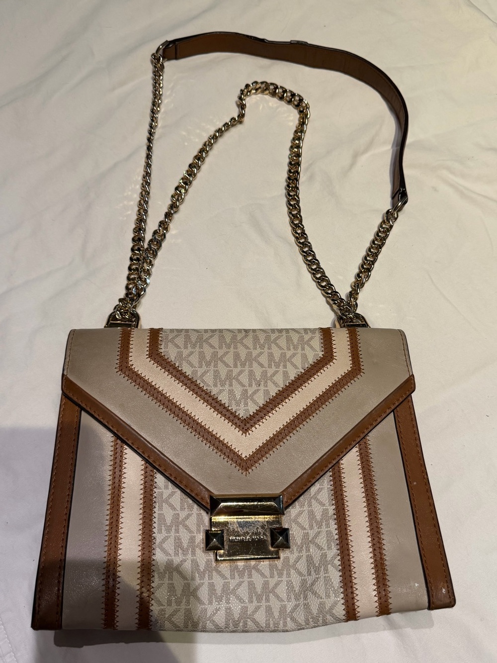 Michael Kors Whitney Medium Chevron Shoulder Bag Vanilla Chain Strap